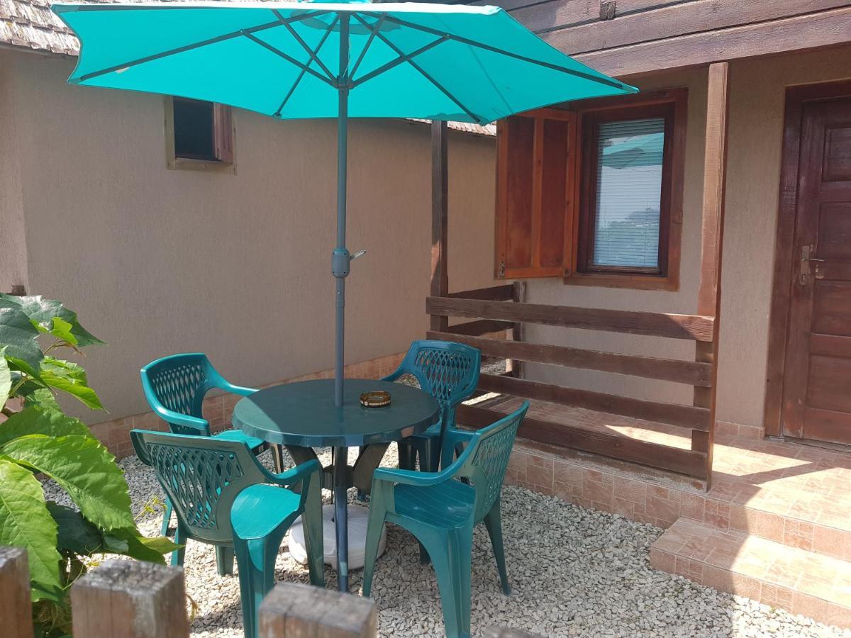 Casutele Intim Vila Costinesti Exterior foto